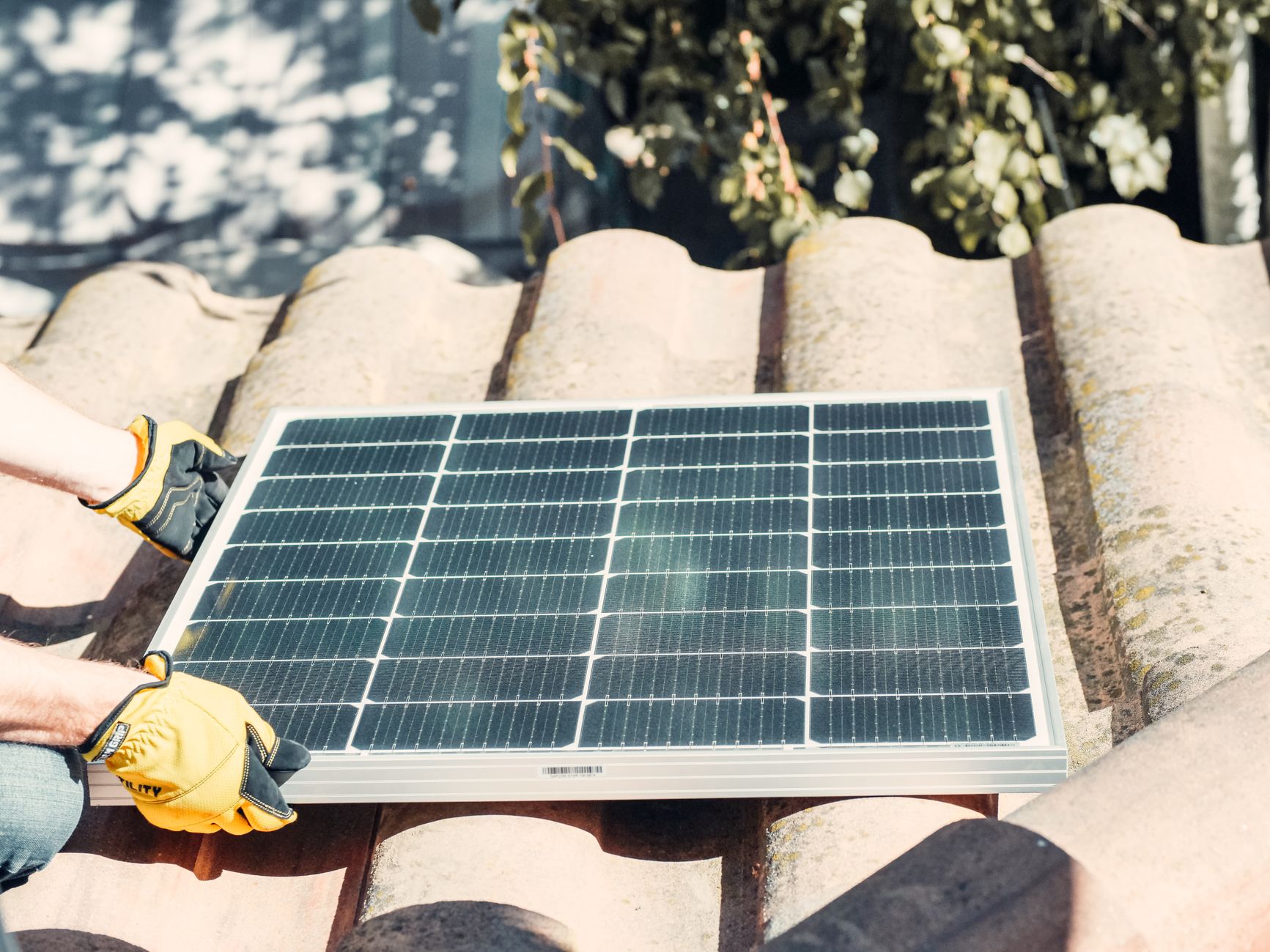 Installateur panneaux solaires équipe à Le Havre